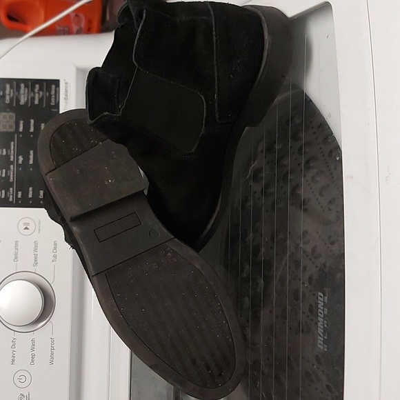 Steve Madden suede chelsea boots - Picture 7 of 8